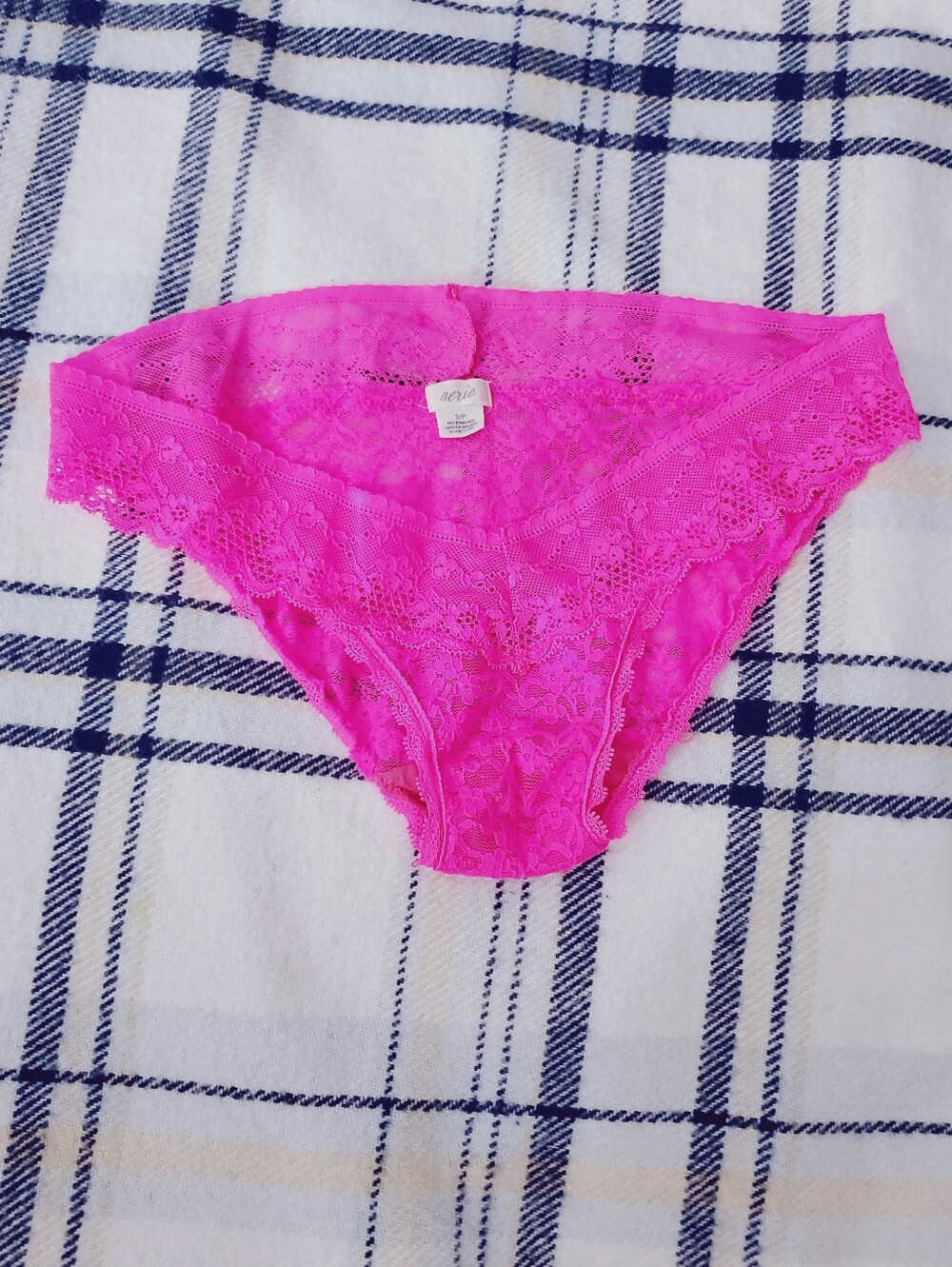 AERIE Super Low Rise Lace Neon Pink Panty- Rare